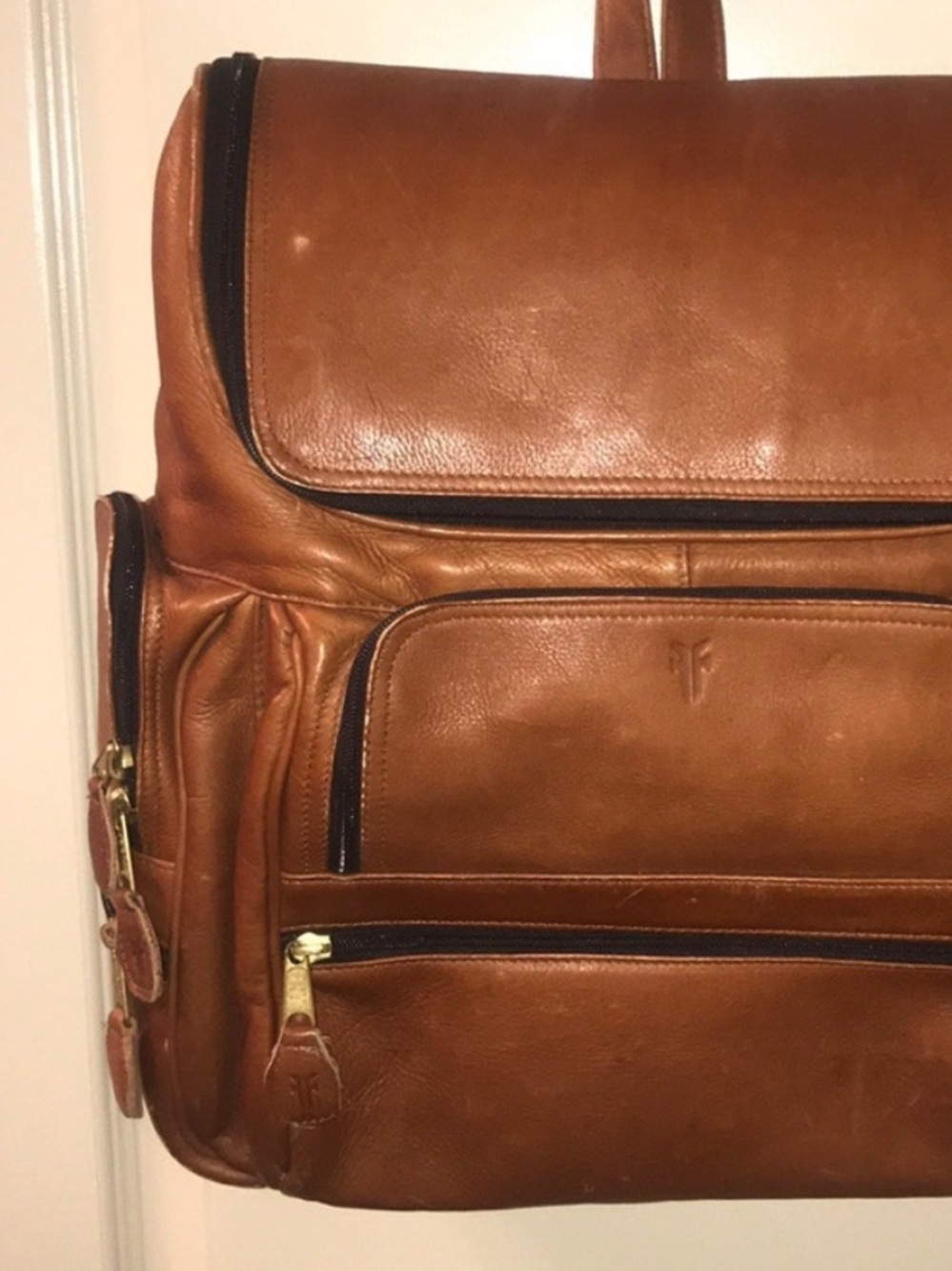 Frye vintage brown leather zippered backpack padded laptop sleeve multi pocket